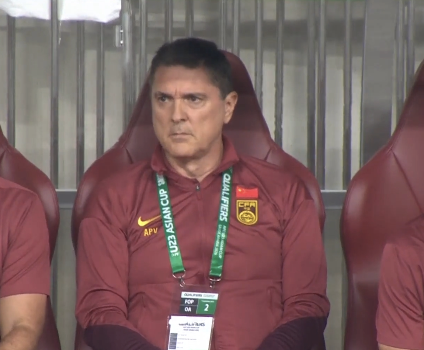 英超直播-U23亚洲杯决赛！安东尼奥或弃用申花中场：踢丢点球，飞铲吃到2黄